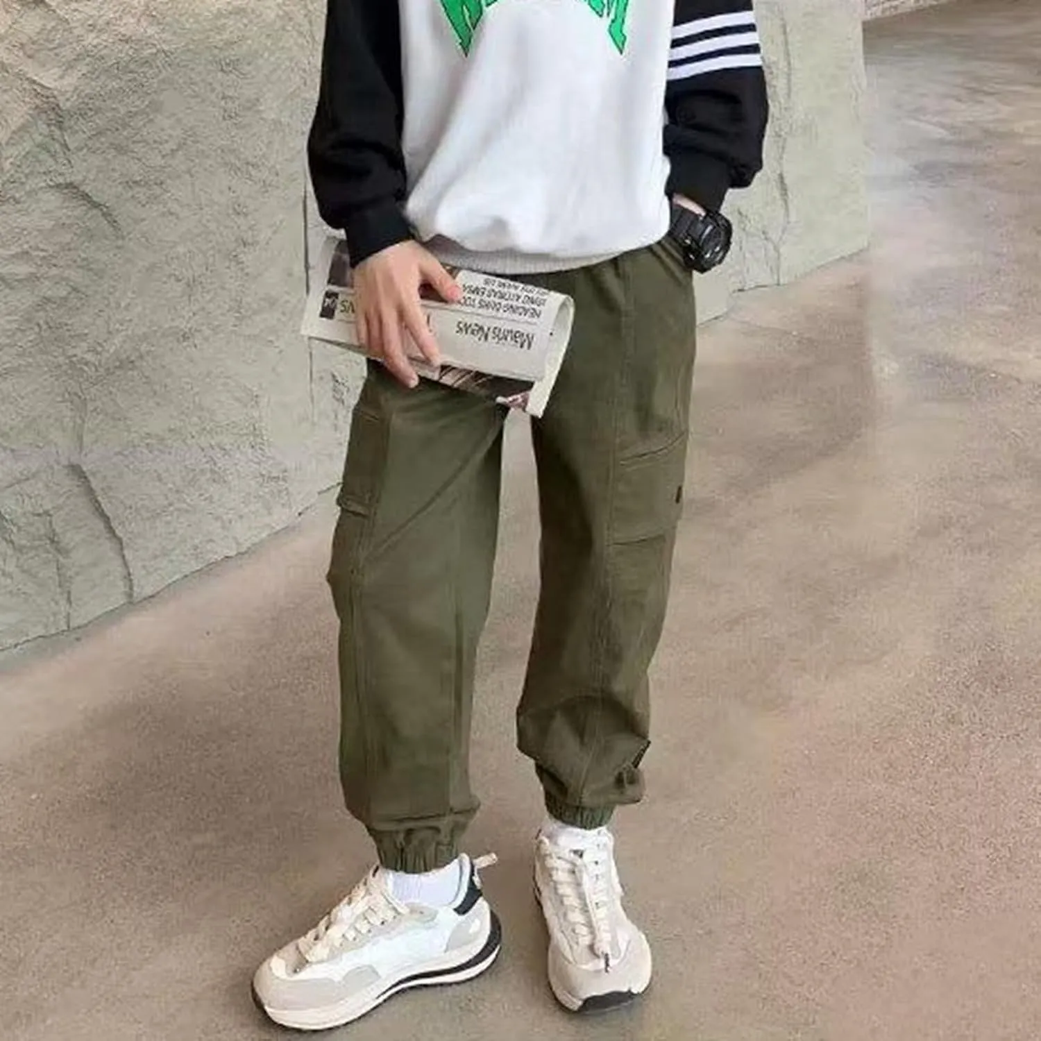 Boys Cargo Joggers Pants Kids' Stretch Casual Cargo Pants Elastic Waist Casual Jogging Trousers Bottom for Kids 3-16 Years