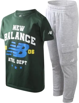 New Balance Boys' Jogger Set - 2 Piece Active Pullover Graphic Tee Shirt and Jogger Sweat Pants for Boys (8-16)