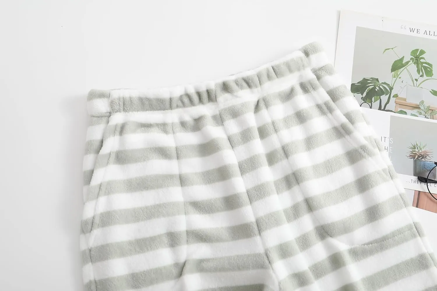 Pajamas Pants for Women Casual Flannel Plaid Lounge Pants Elastic Waist Fleece Fuzzy Plush Pj Soft Sleep Bottoms