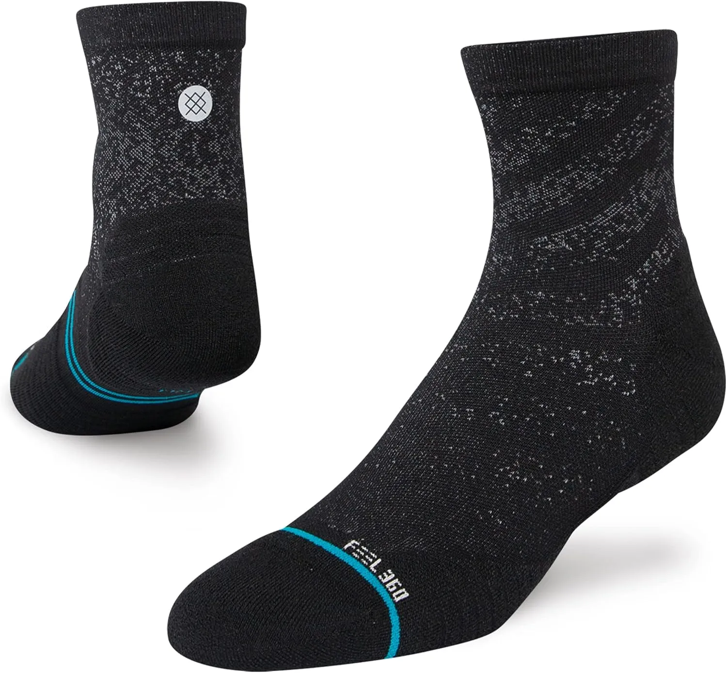 Stance Run Light Quarter - Unisex Socks - Ankle Protection - Active Fabric - Channeled-air Cushioning Black MD (US Men's Shoe 6-8.5, Women's Shoe 8-10.5) One Size
