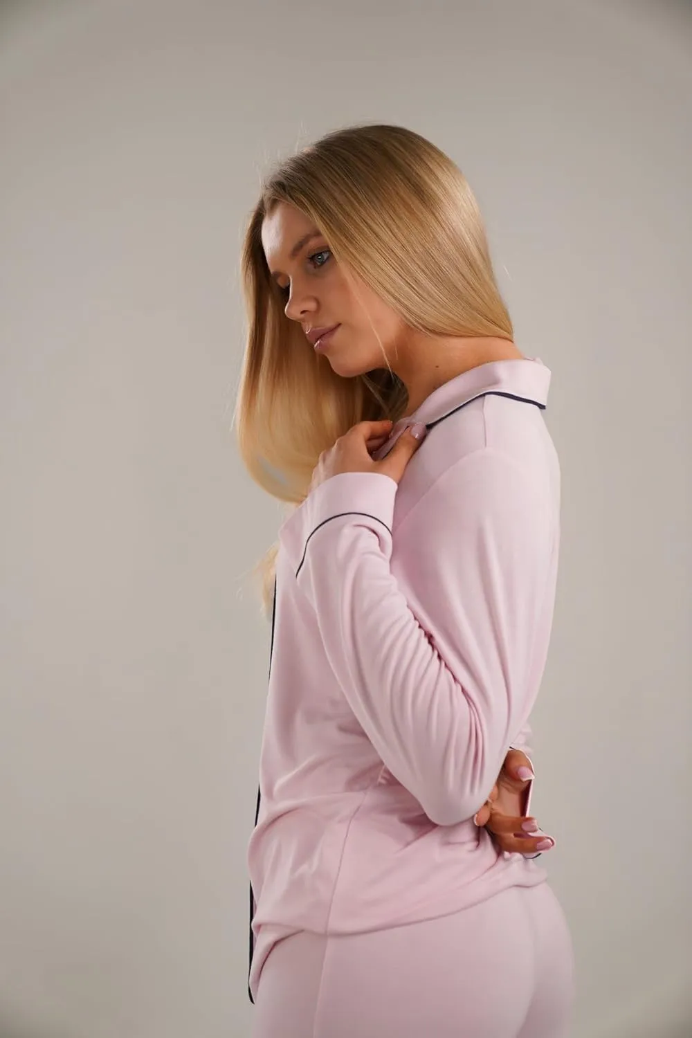 Women's Long Sleeve Pajama Set  Soft Cotton Blend Loungewear  Comfortable Nightwear for Women